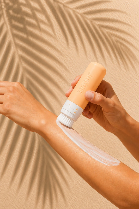 BRUSHI® Refillable Sunscreen Blending Bottle Orangescicle