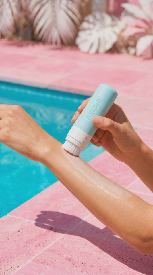 BRUSHI® Refillable Sunscreen Blending Bottle Cinnamon Bay Blue